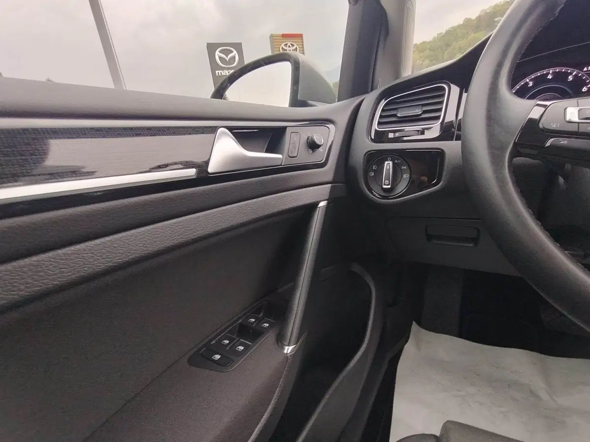 Volkswagen Golf usata a Belluno (8)