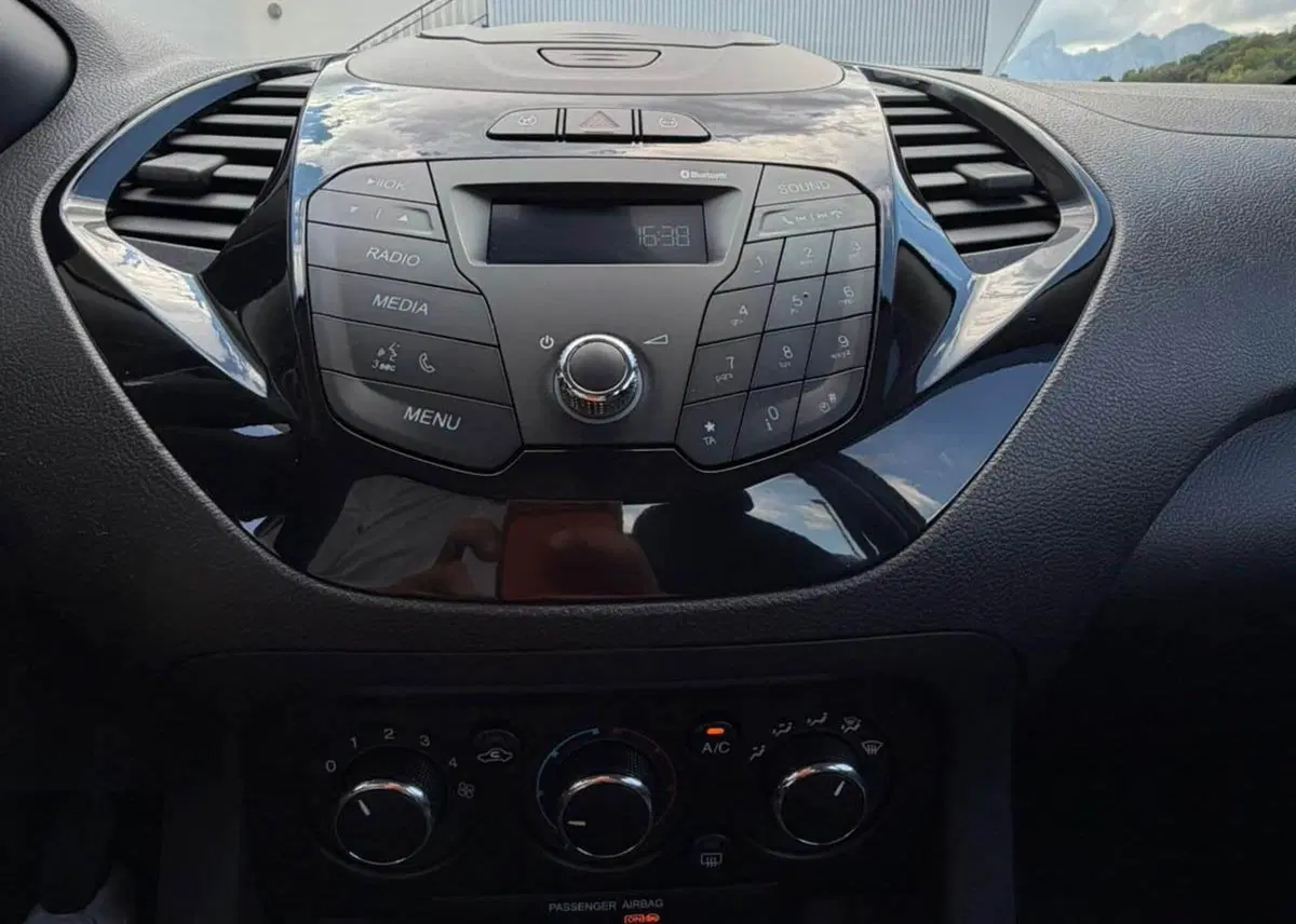 Ford Ka usata a Belluno (9)