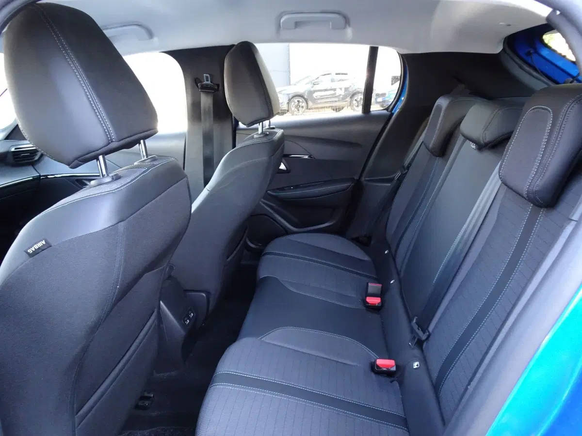 Peugeot 208 usata a Treviso (10)