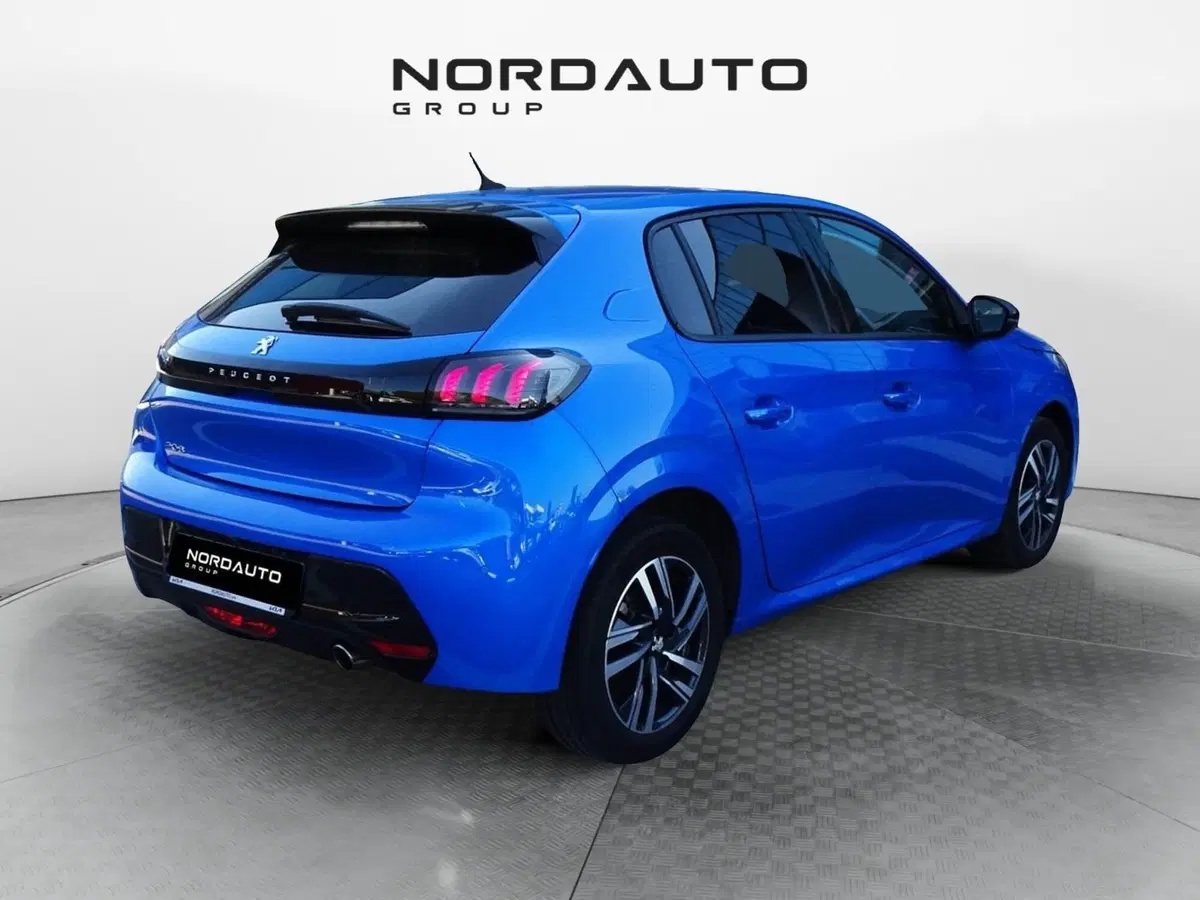 Peugeot 208 usata a Treviso (4)