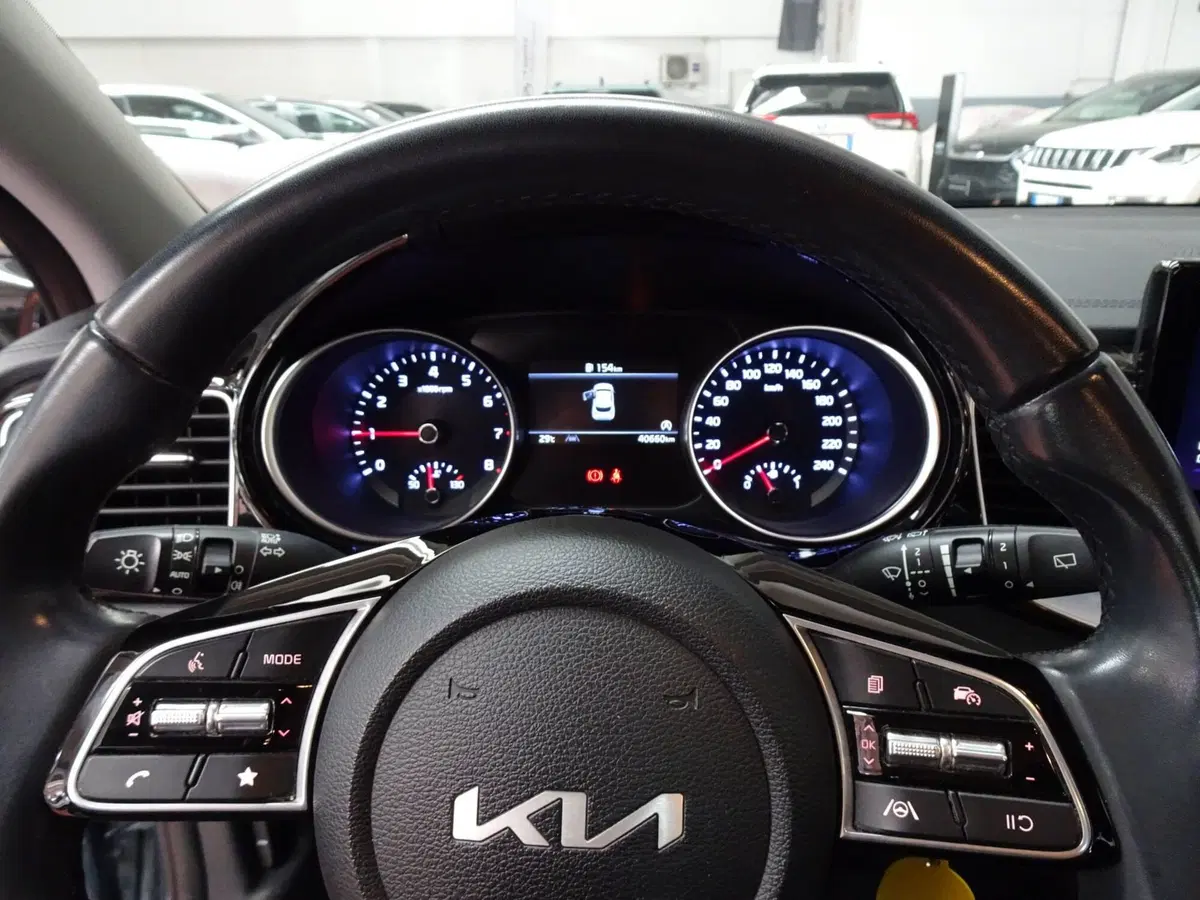 Kia XCeed usata a Treviso (16)