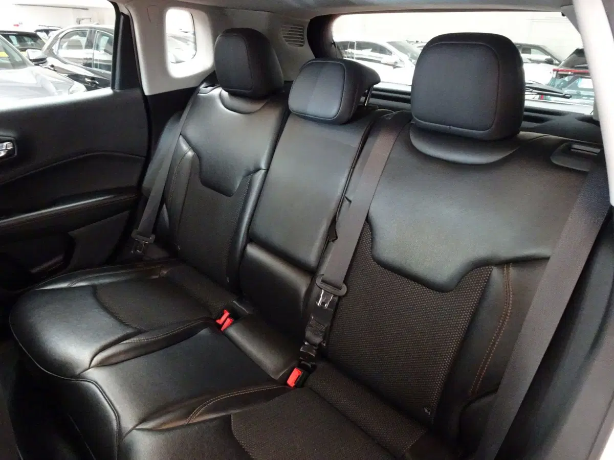 Jeep Compass usata a Treviso (10)