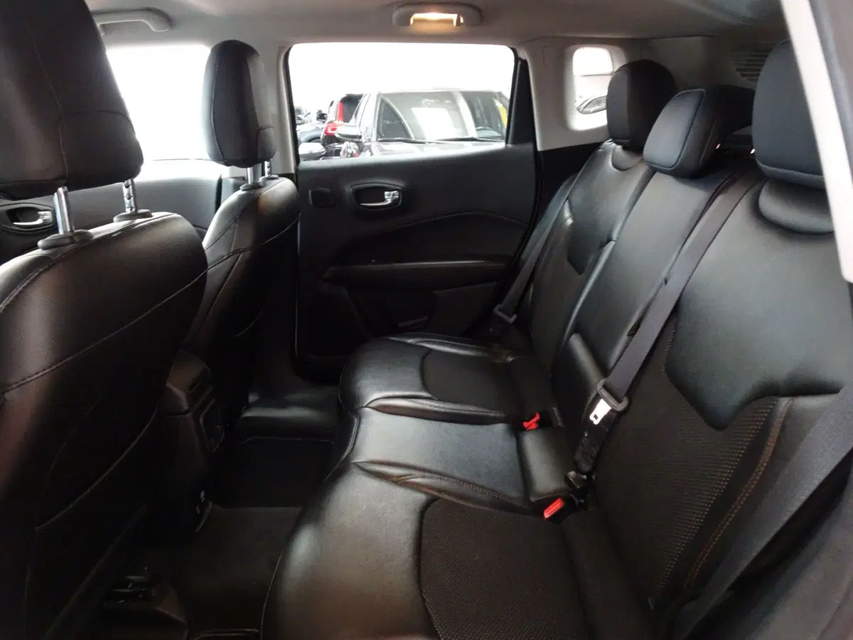 Jeep Compass usata a Treviso (9)