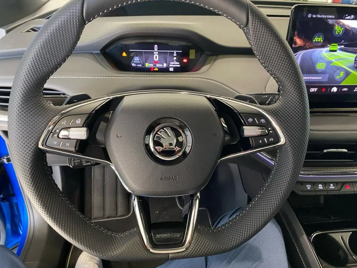 Skoda Enyaq Coupé usata a Ancona (8)