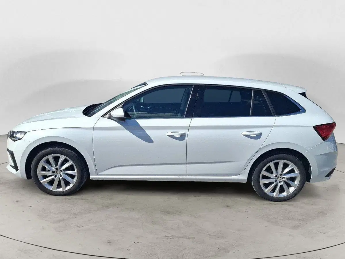 Skoda Scala usata a Ancona (2)
