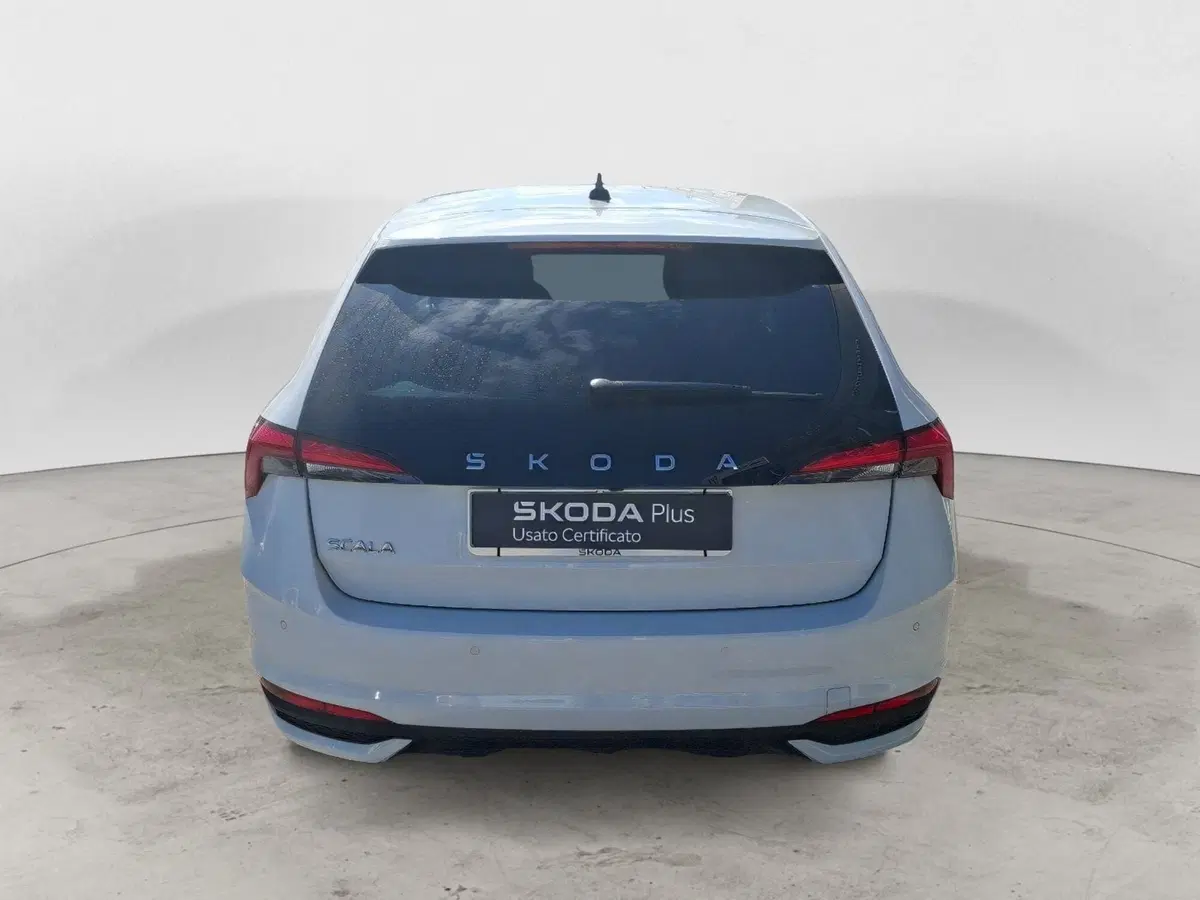 Skoda Scala usata a Ancona (4)