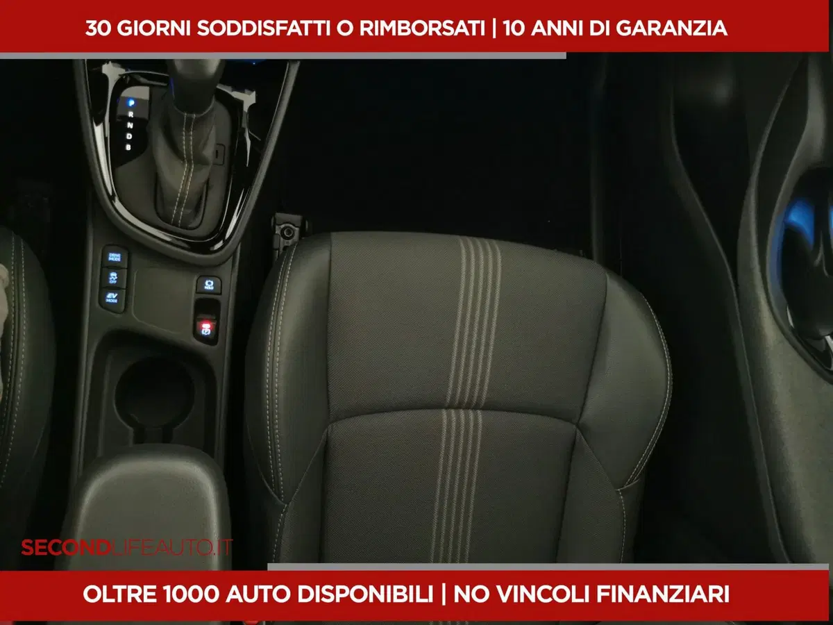 Toyota Yaris Cross usata a Roma (14)