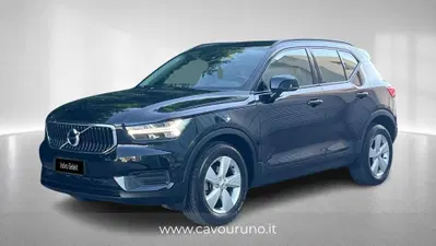 Volvo XC40 T2 automatico Core del 2021 usata a Ferrara