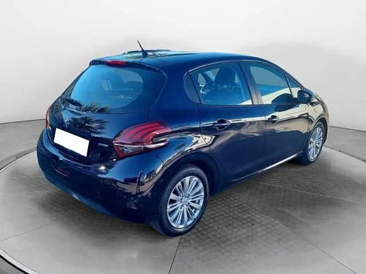 Peugeot 208 usata a Siena (5)