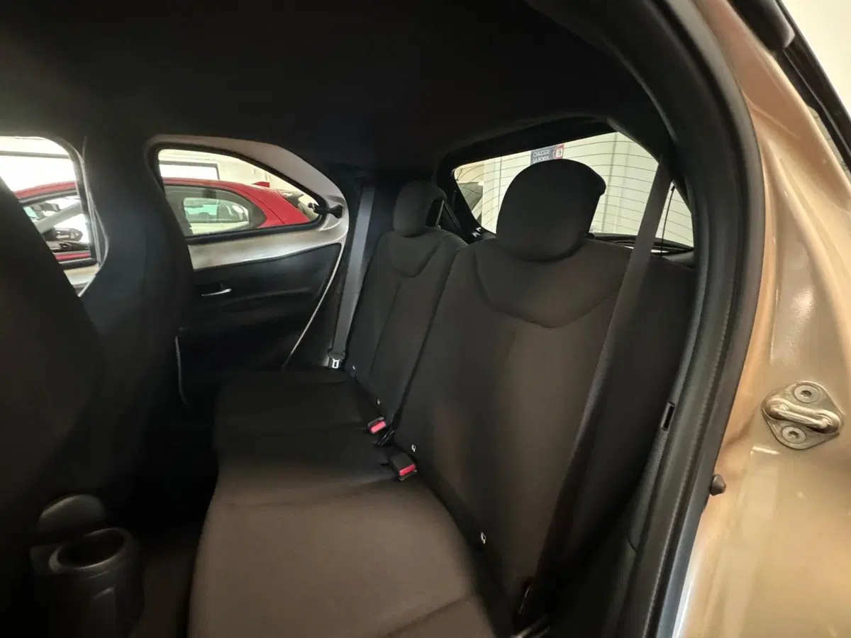 Toyota Aygo X usata a Modena (13)