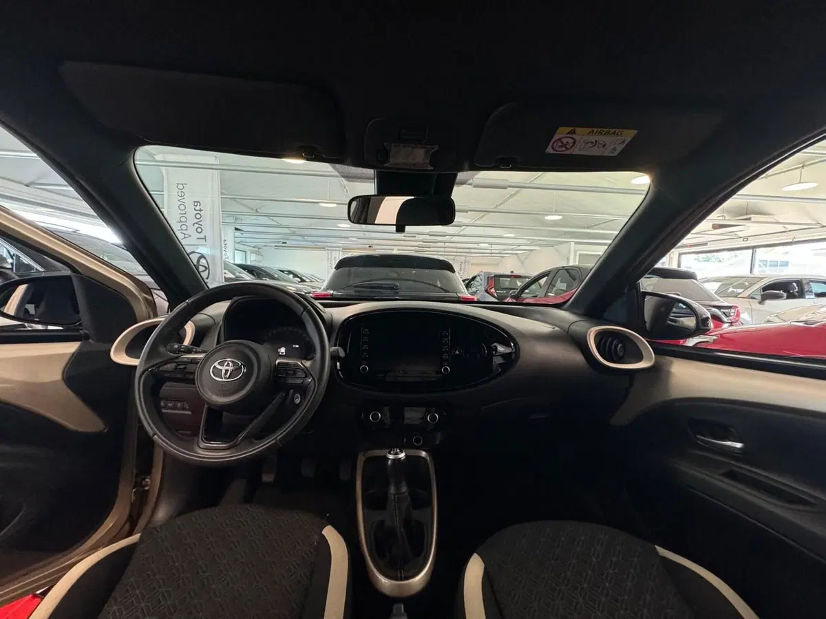 Toyota Aygo X usata a Modena (15)