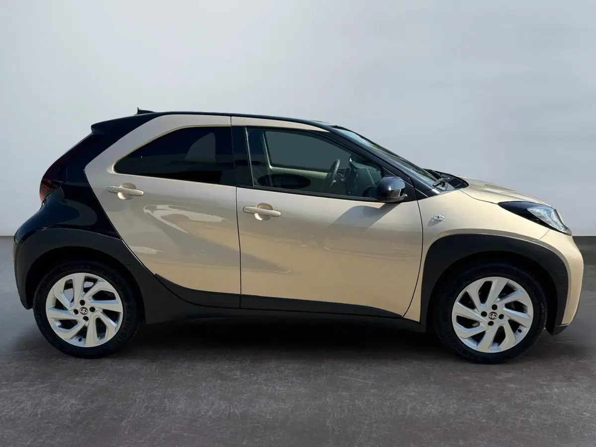 Toyota Aygo X usata a Modena (5)