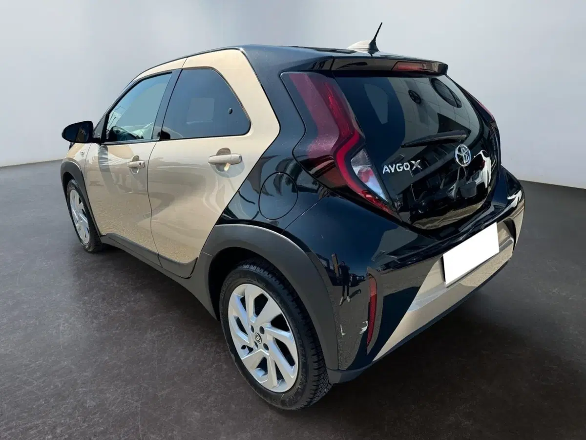 Toyota Aygo X usata a Modena (8)