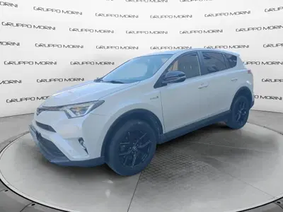 Toyota Rav4 vvt-ie h Style 2wd 218cv e-cvt del 2017 usata a Forli'