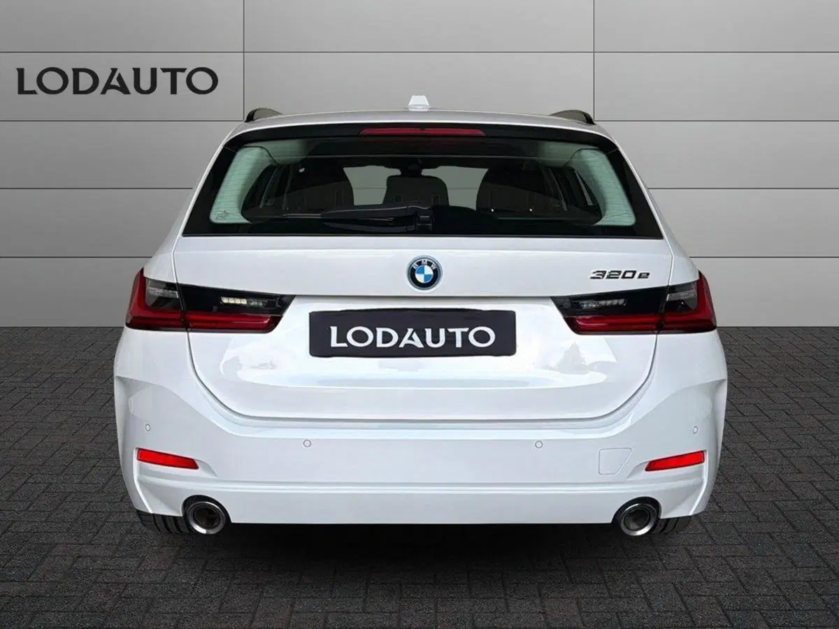 BMW Serie 3 Touring usata a Bergamo (4)