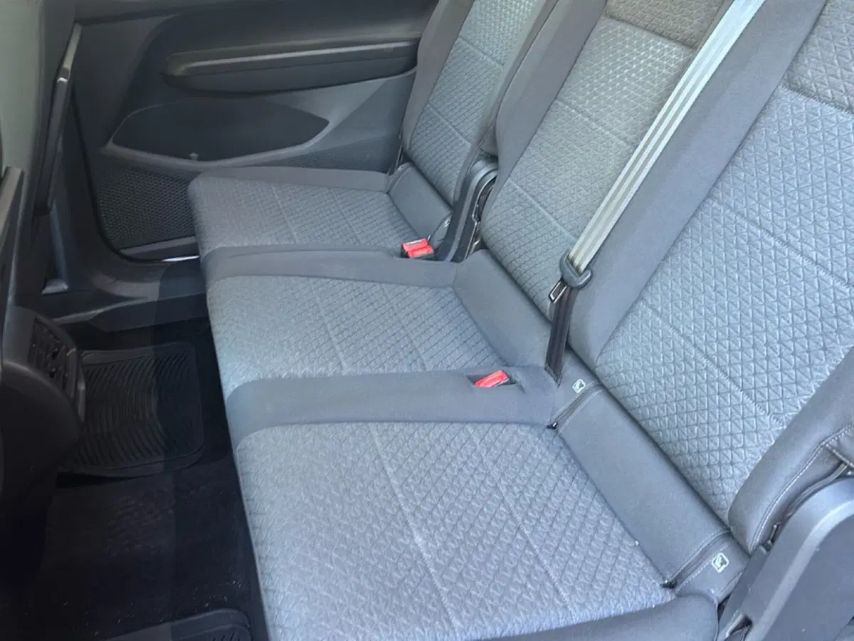 Ford Tourneo Connect usata a Bologna (8)
