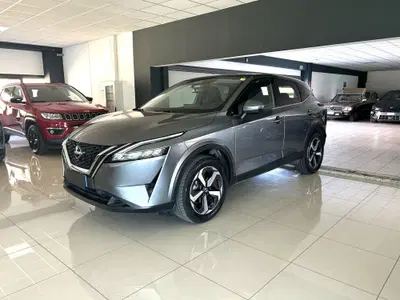 Nissan Qashqai 1.3 mhev N-Connecta 2wd 140cv del 2024 usata a Ferrara