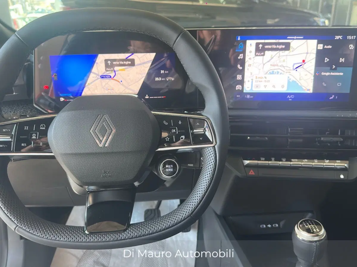 Renault Clio nuova a Napoli (11)