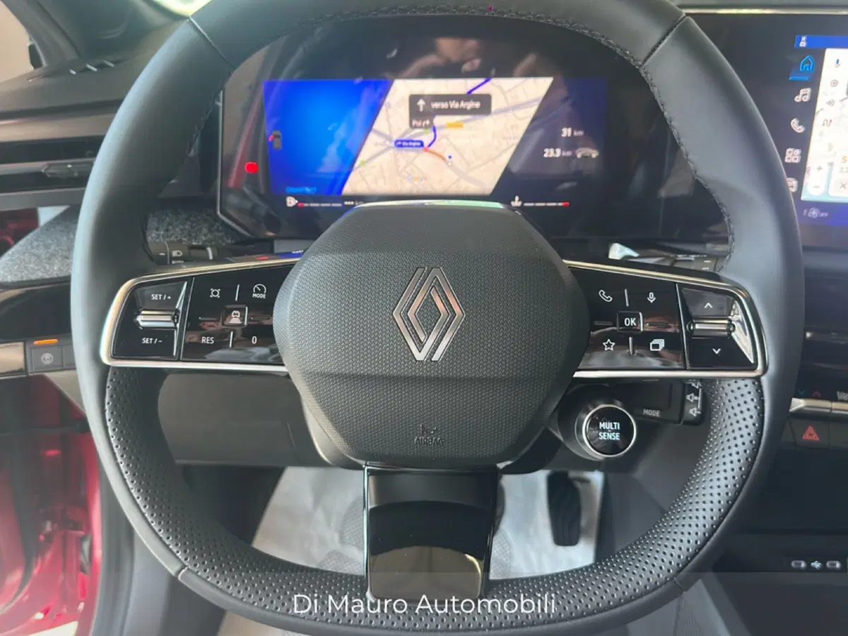 Renault Clio nuova a Napoli (12)
