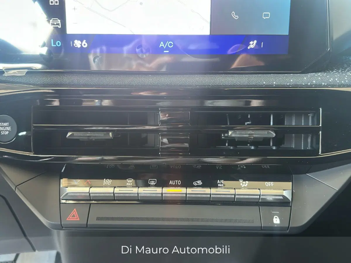 Renault Clio nuova a Napoli (16)