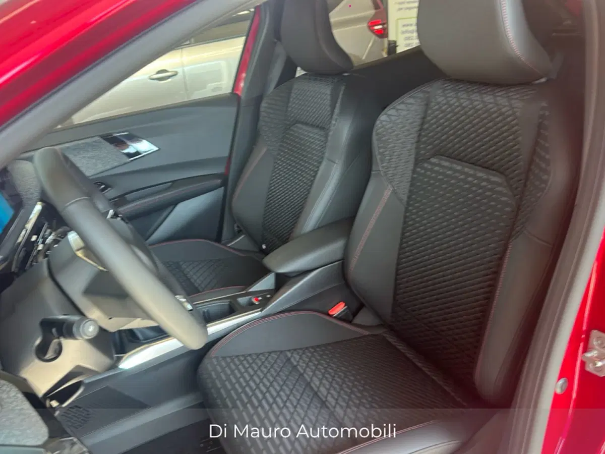 Renault Clio nuova a Napoli (9)