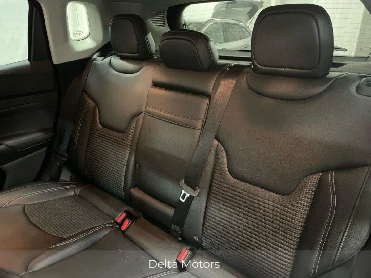 Jeep Compass usata a Macerata (13)