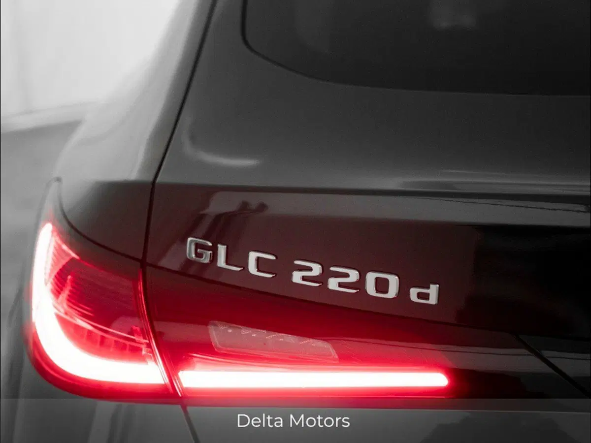 Mercedes-Benz GLC Coupé nuova a Macerata (8)