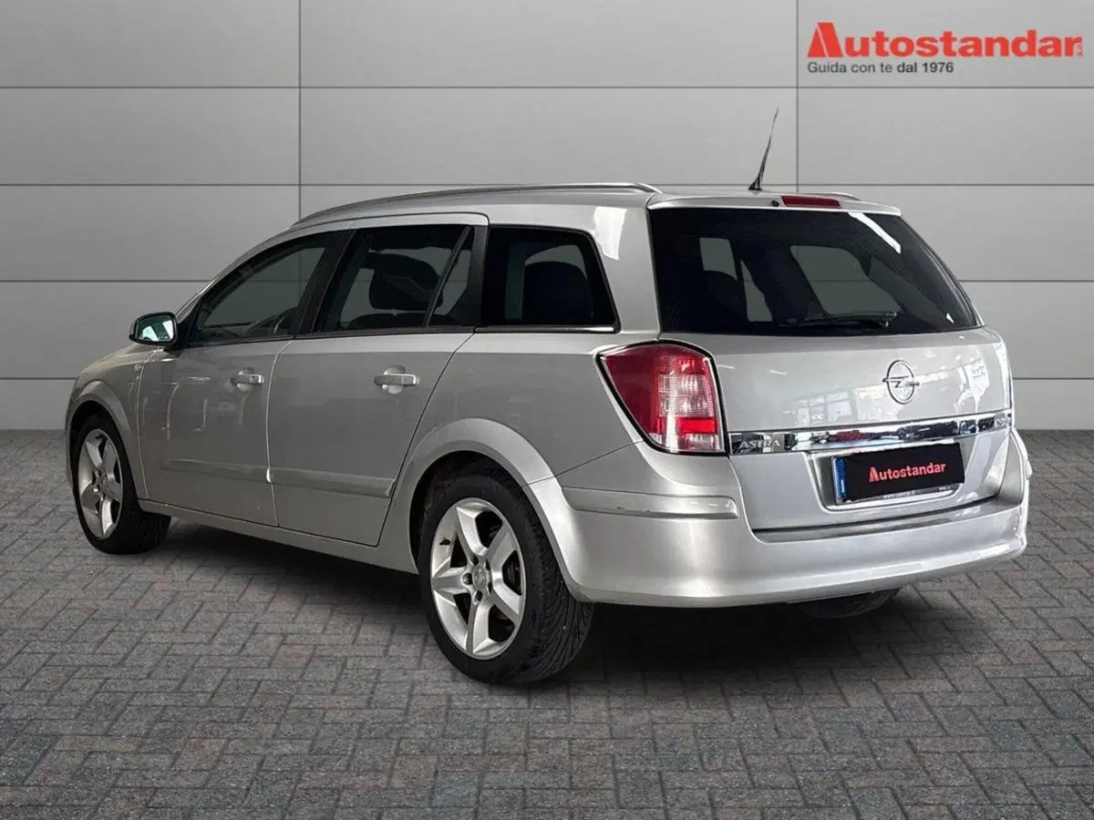 Opel Astra Station Wagon usata a Torino (4)