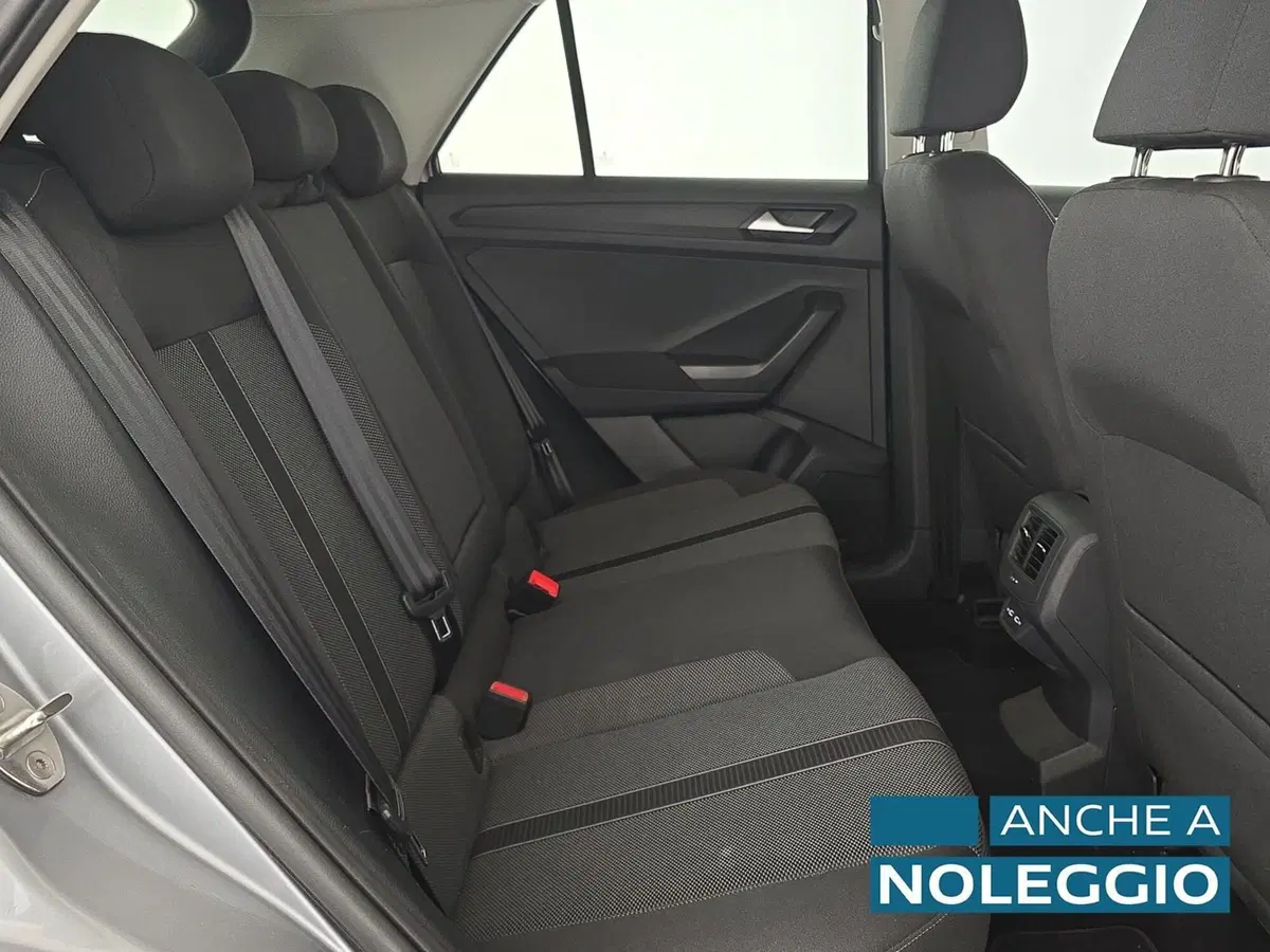 Volkswagen T-Roc usata a Cuneo (13)