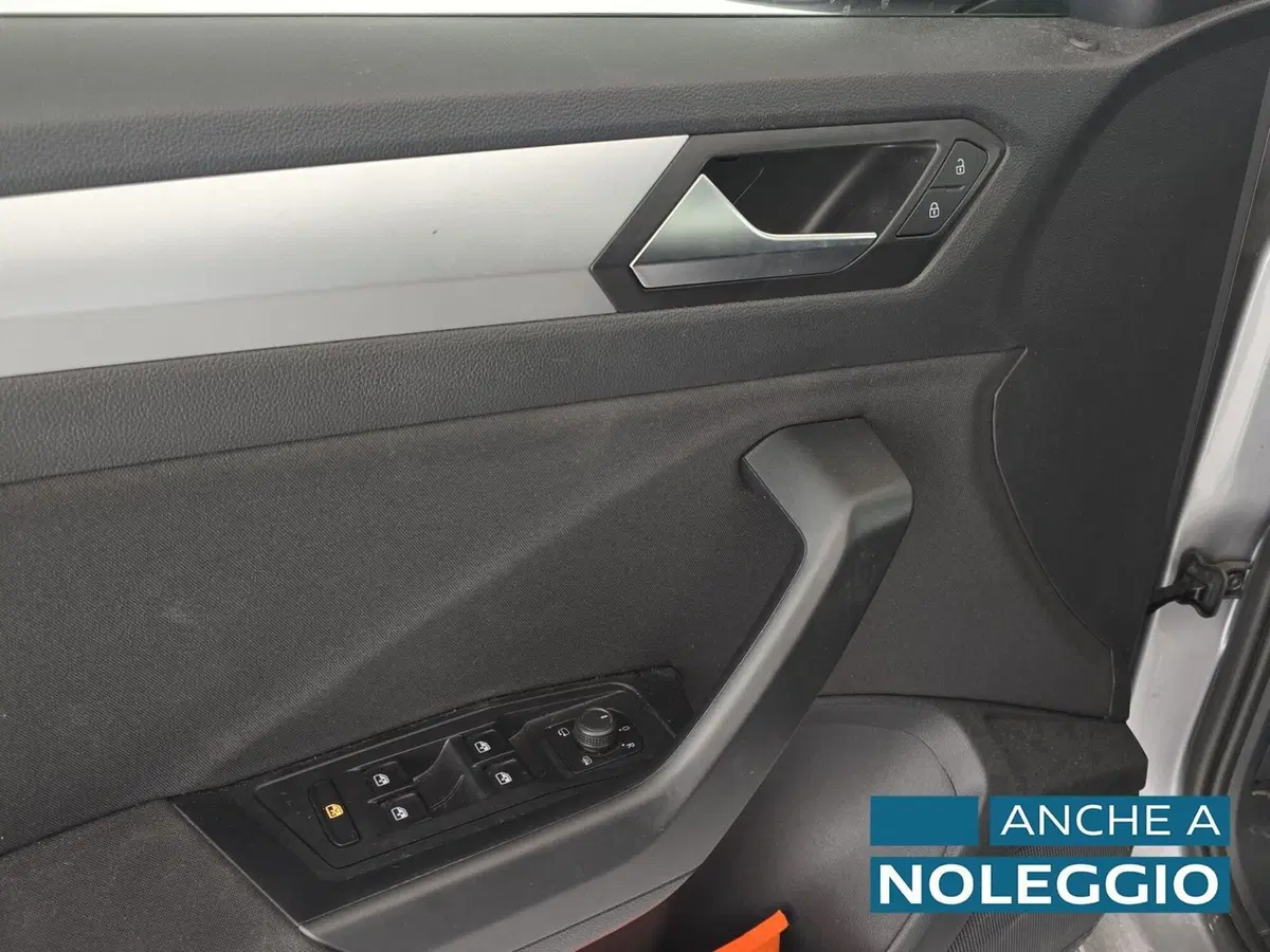 Volkswagen T-Roc usata a Cuneo (15)