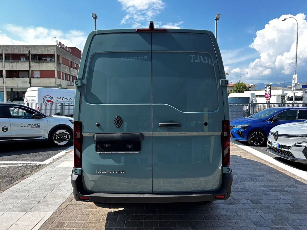 Renault Master Furgone nuova a Treviso (4)