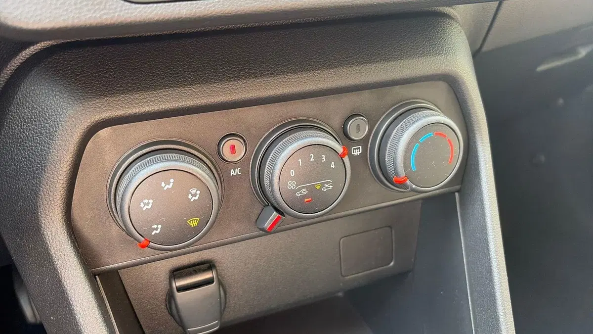 Dacia Sandero usata a Treviso (12)