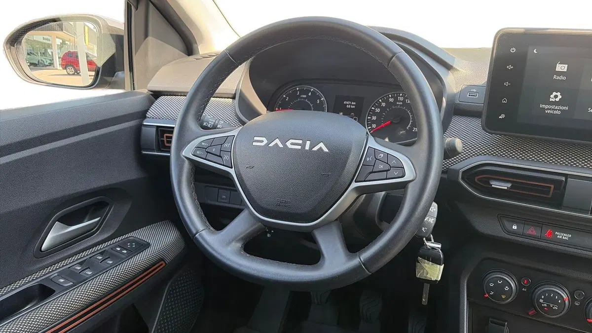 Dacia Sandero usata a Treviso (8)