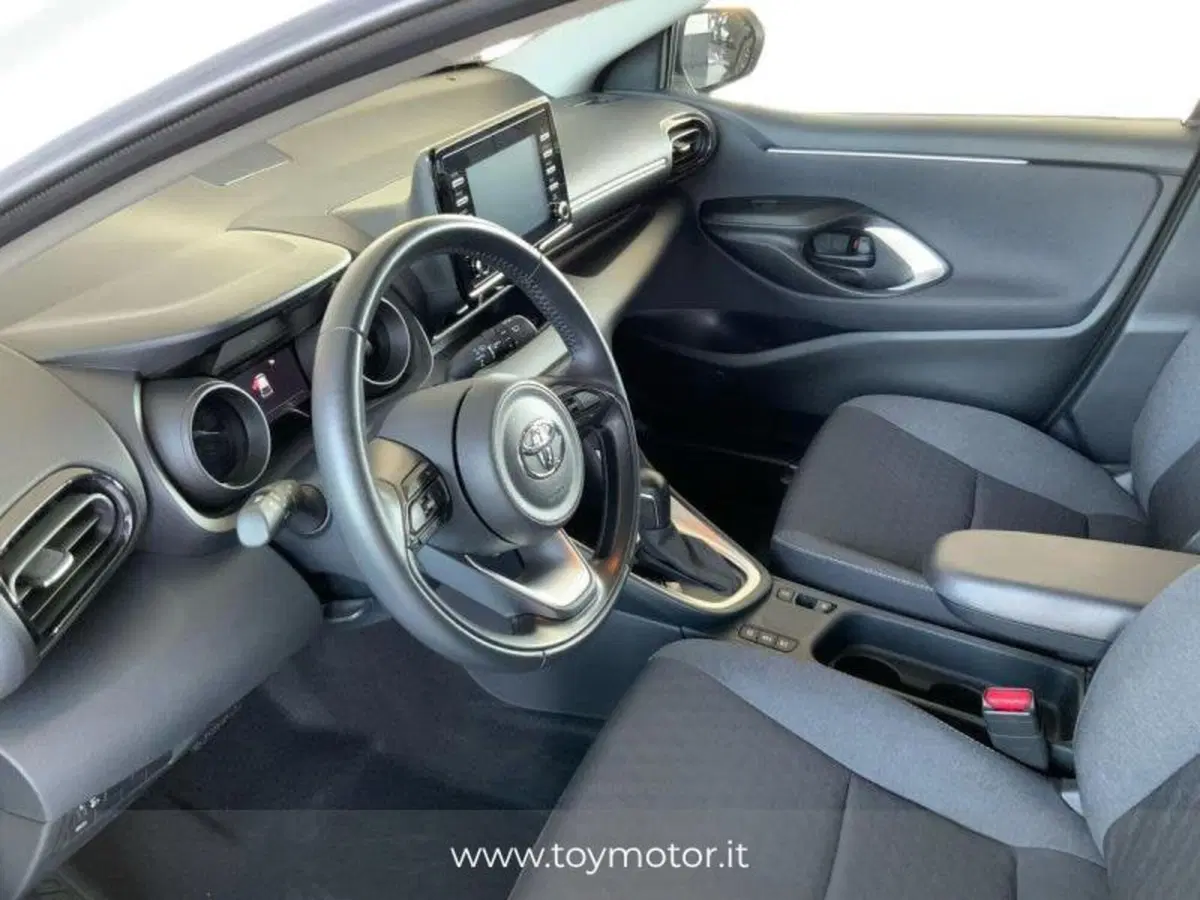 Toyota Yaris usata a Perugia (8)