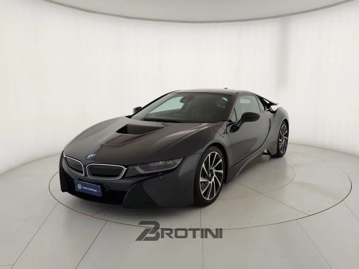 BMW i8 Coupé usata a Massa-Carrara