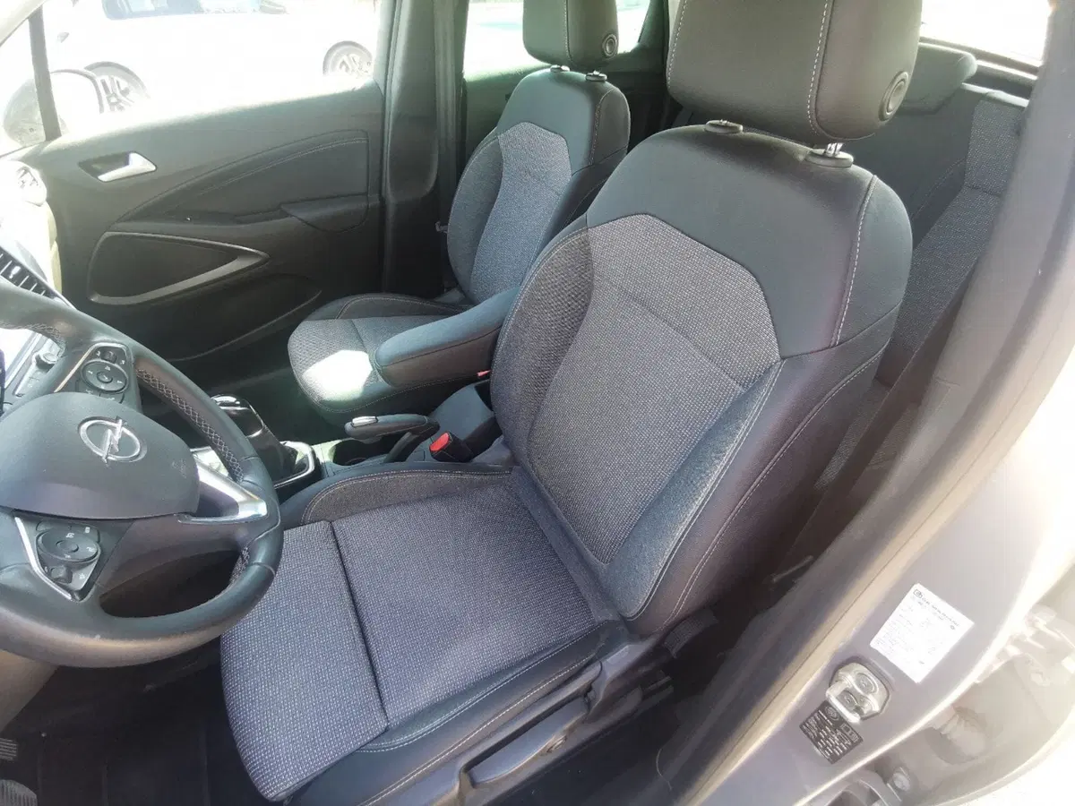 Opel Crossland usata a Taranto (11)