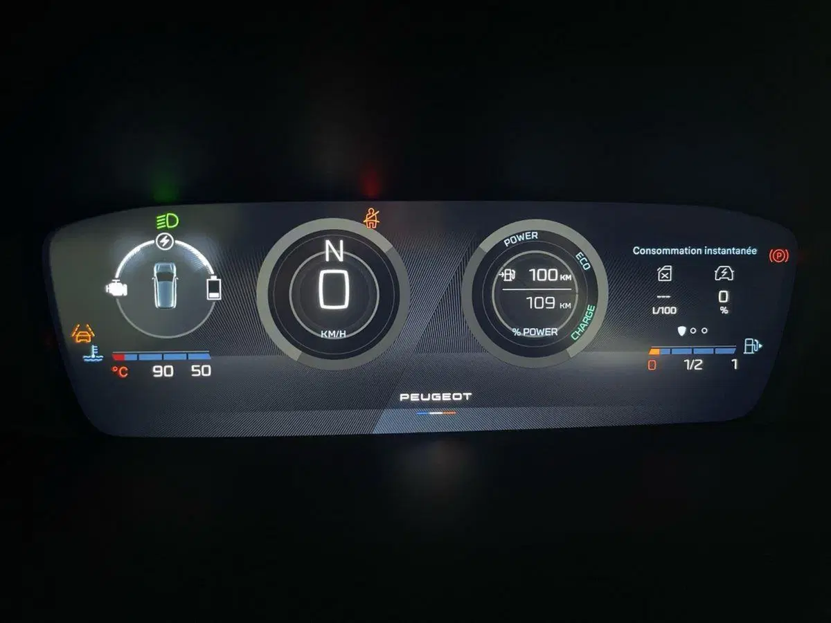 Peugeot 308 nuova a Salerno (12)