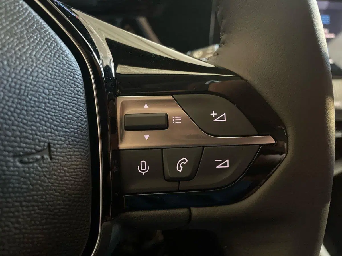 Peugeot 308 nuova a Salerno (20)