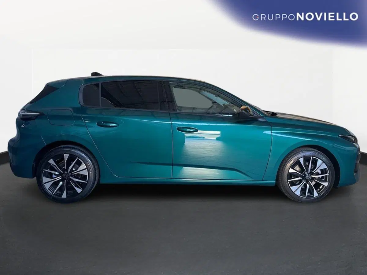 Peugeot 308 nuova a Salerno (3)