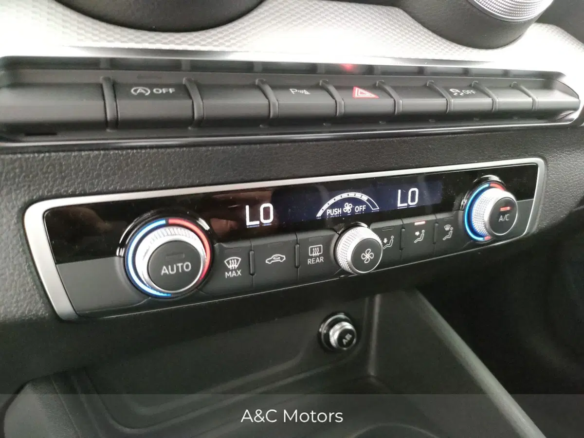 Audi Q2 nuova a Napoli (15)