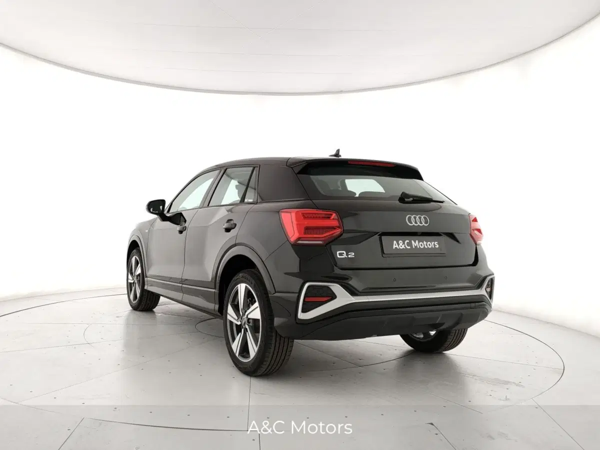 Audi Q2 nuova a Napoli (3)