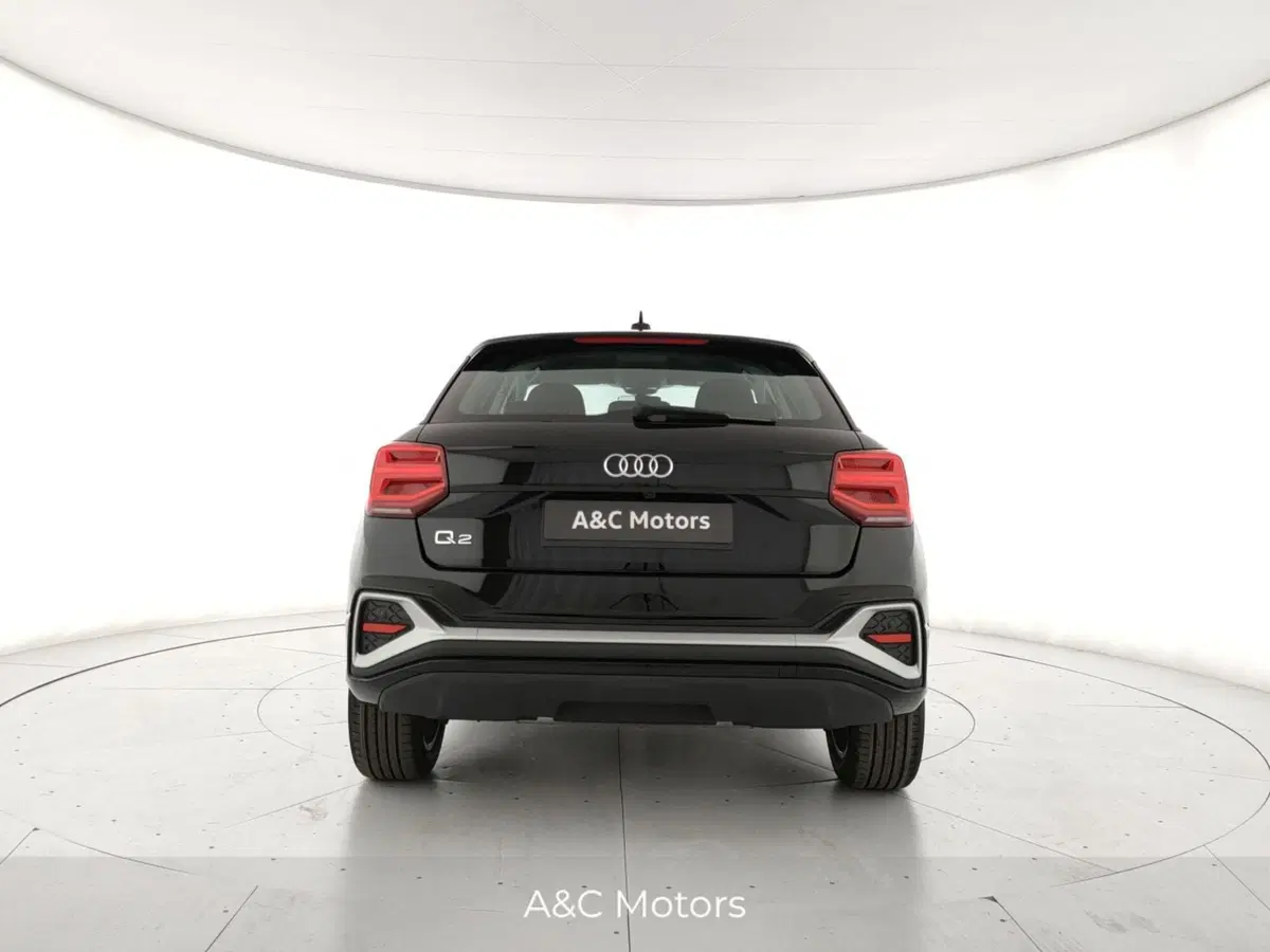 Audi Q2 nuova a Napoli (4)