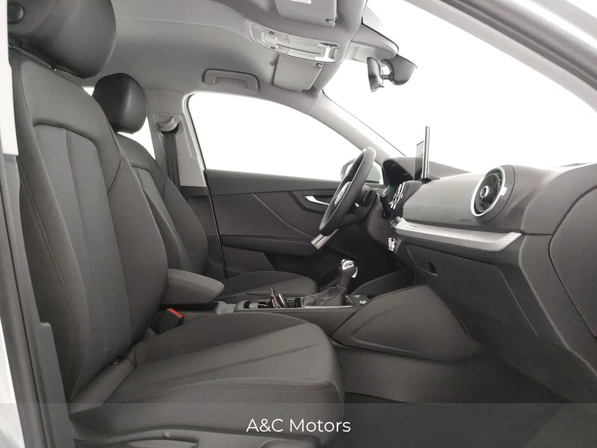 Audi Q2 nuova a Napoli (10)