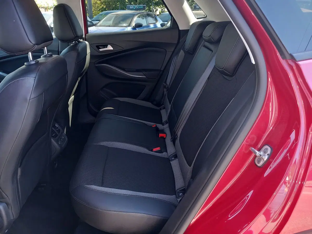 Opel Grandland X usata a Lucca (10)