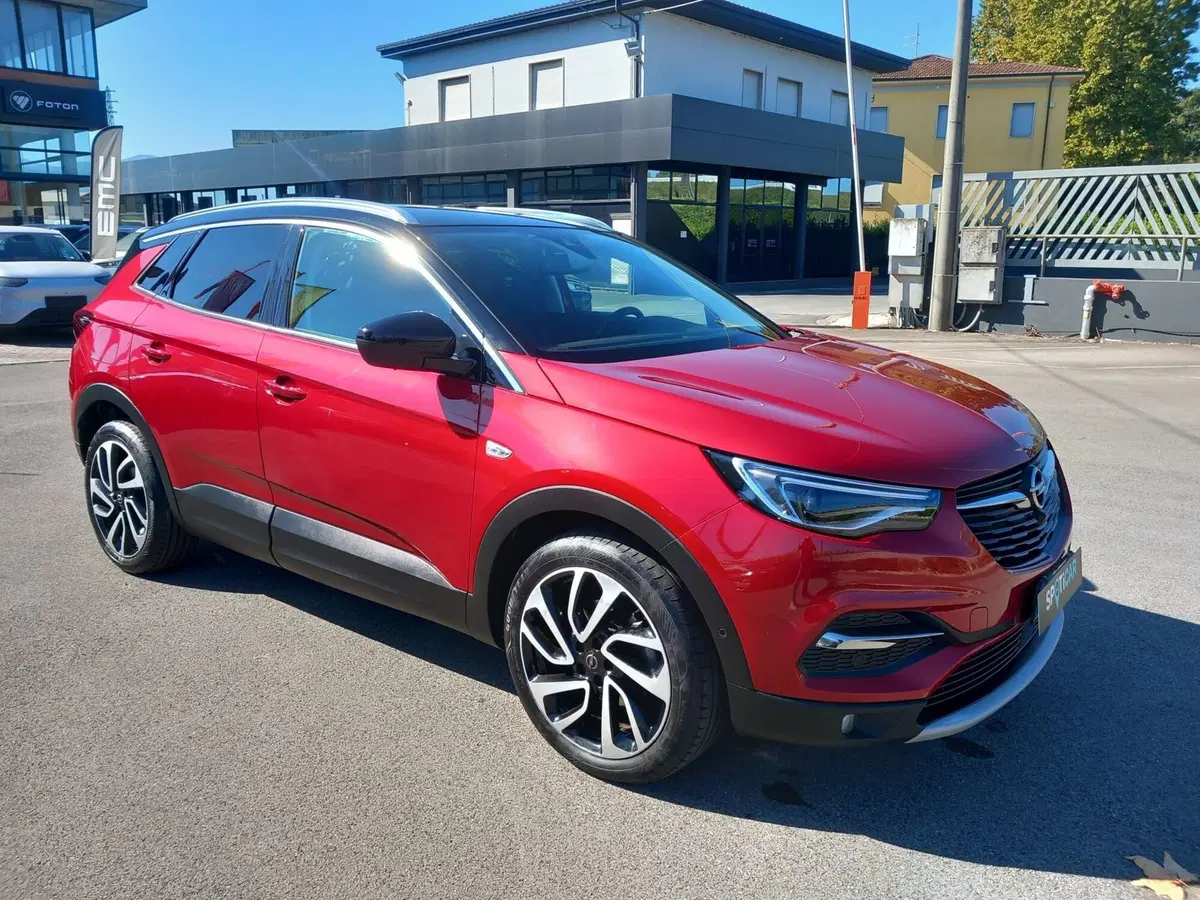 Opel Grandland X usata a Lucca (8)