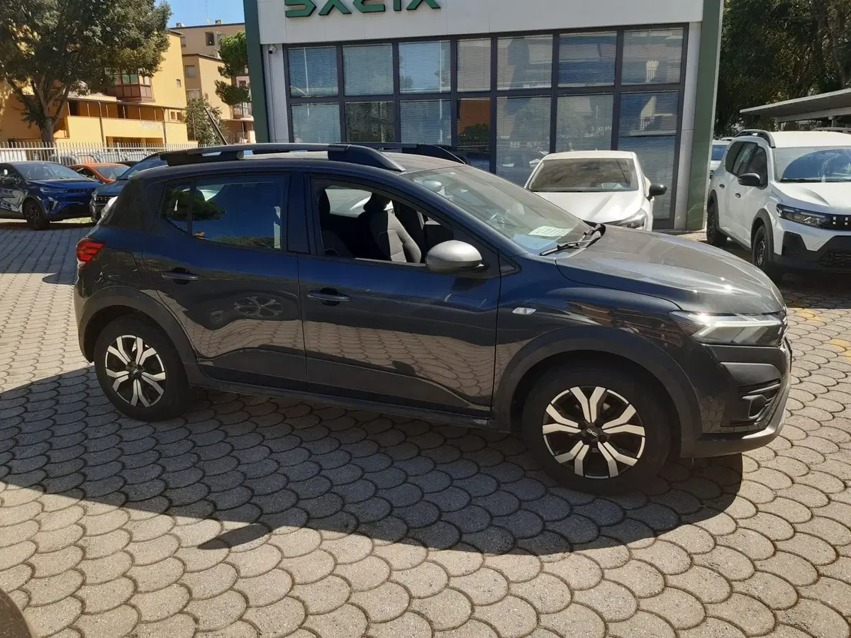 Dacia Sandero usata a Firenze (2)