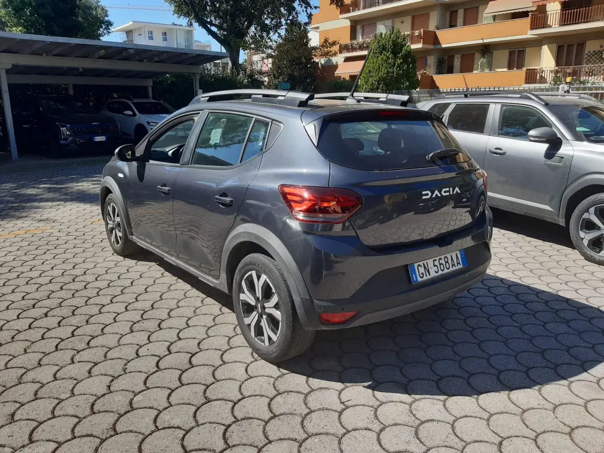 Dacia Sandero usata a Firenze (4)