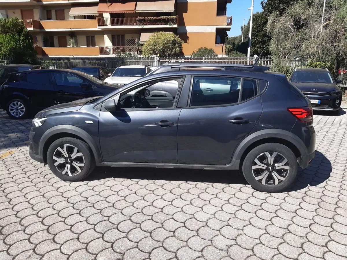 Dacia Sandero usata a Firenze (5)