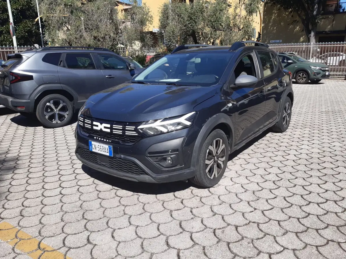 Dacia Sandero usata a Firenze (6)