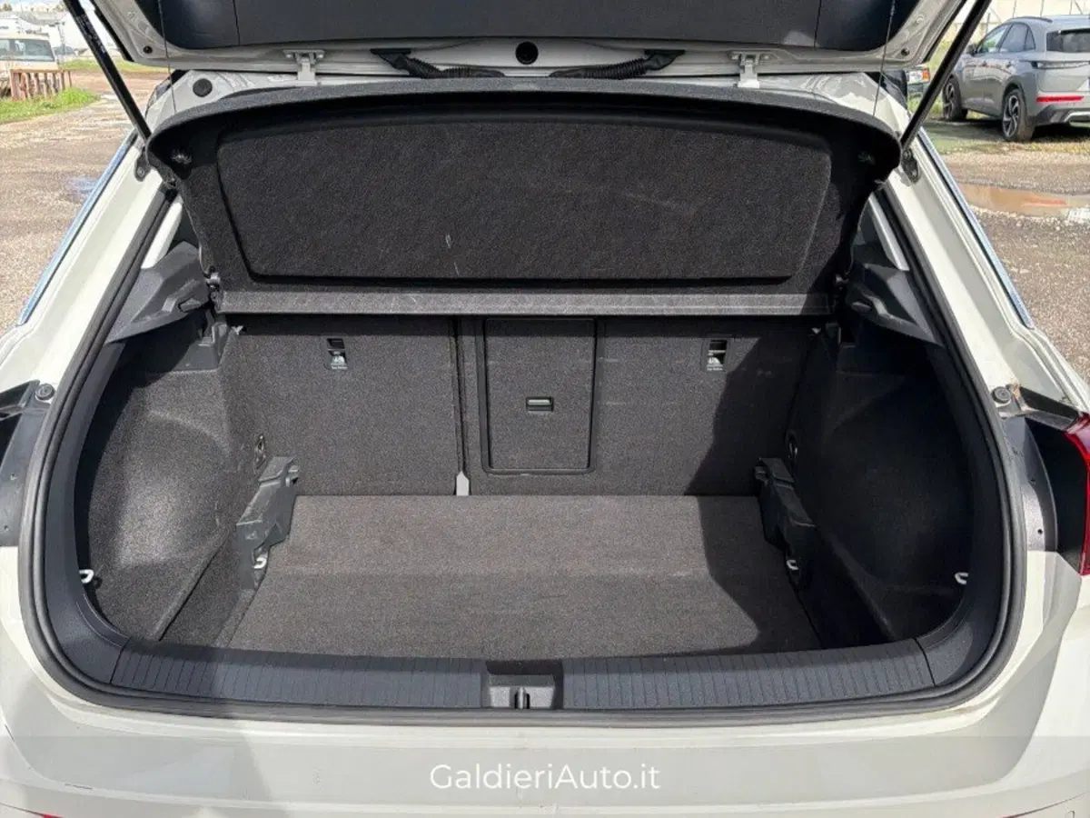 Volkswagen T-Roc usata a Salerno (15)